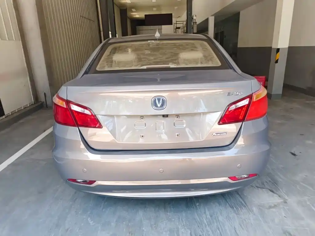 Changan Eado 2015 1.6L MT Luxury V