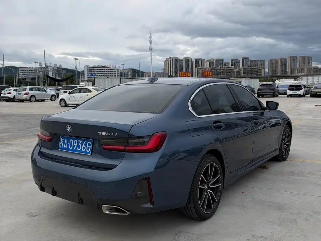BMW 3 Series — миниатюра 7