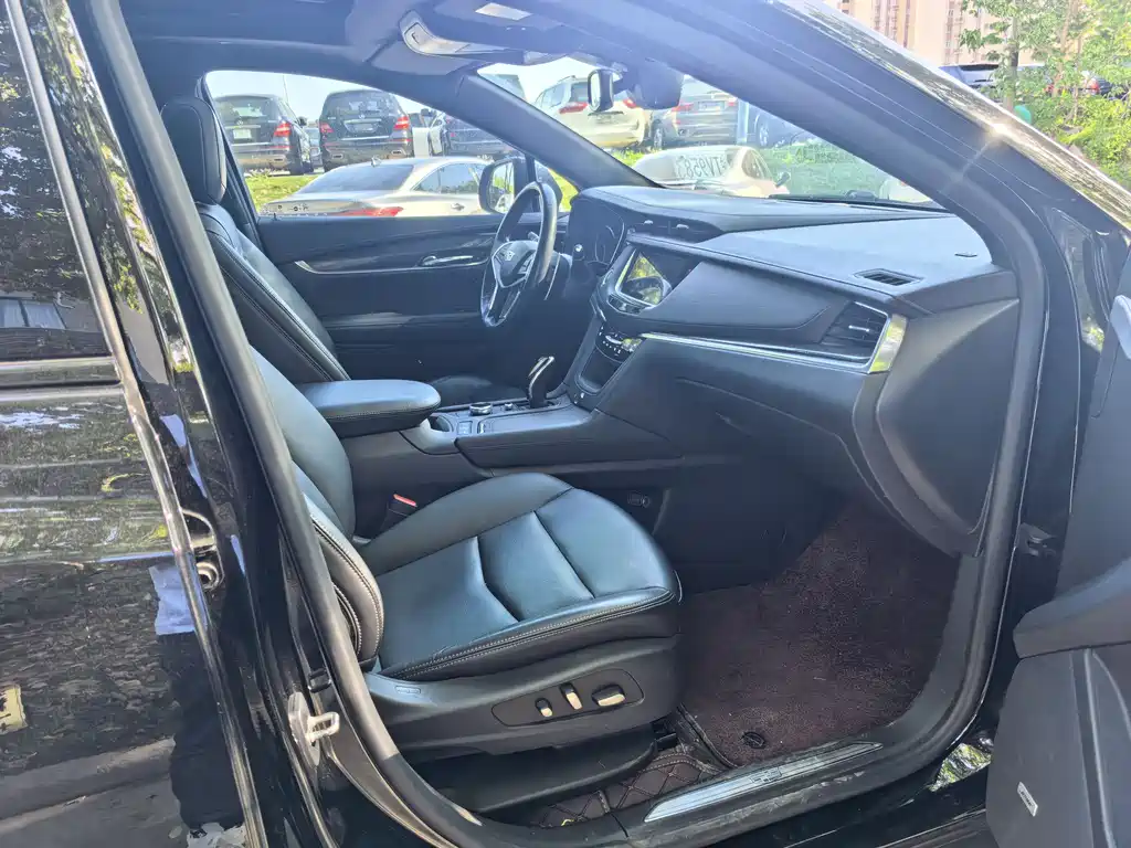 Cadillac XT5 2020 28T Lead Sport