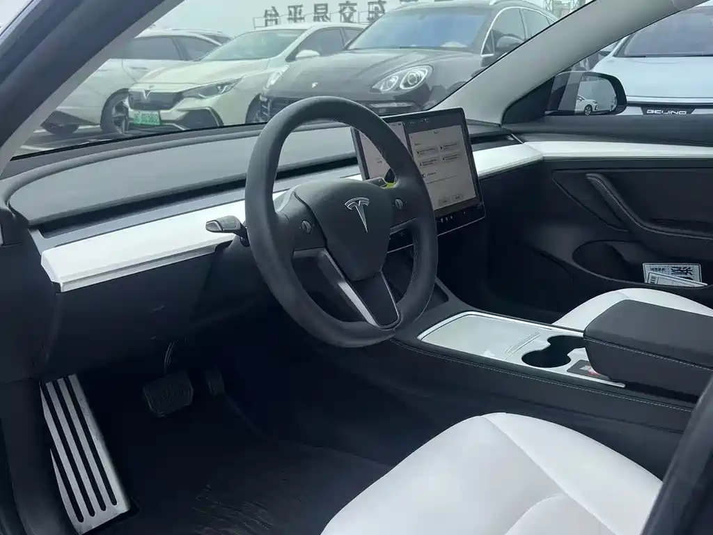 Tesla Model 3 — фотографии объявления, Фото 7