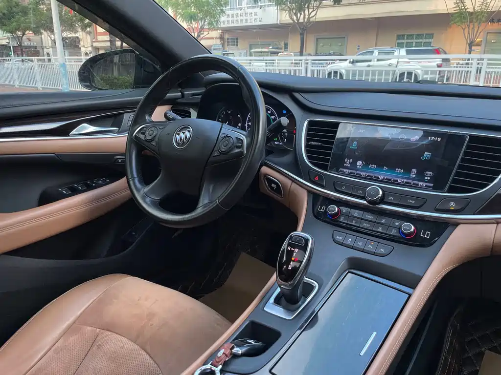 Buick LaCrosse — миниатюра 19