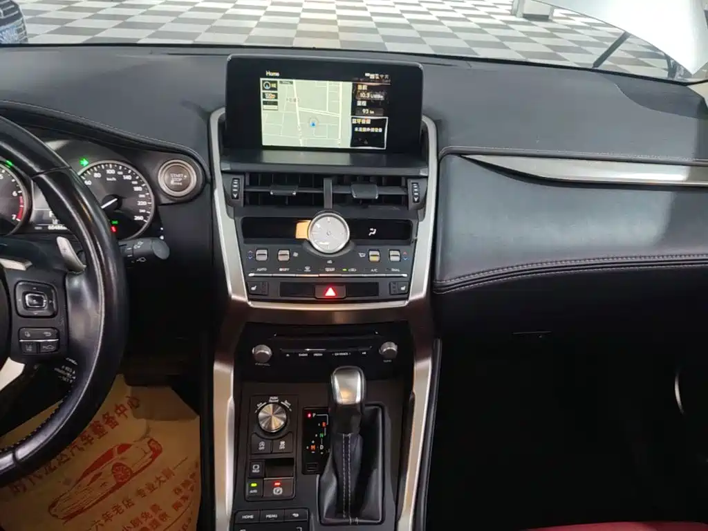 Lexus NX — миниатюра 13