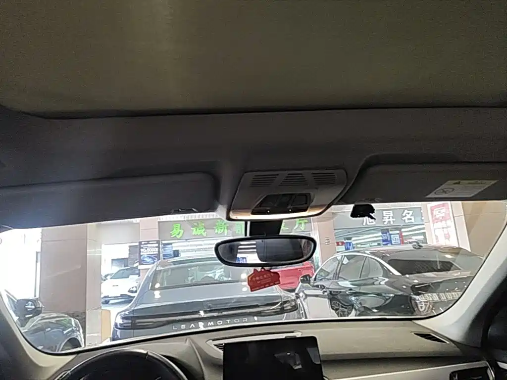 BMW X1 — миниатюра 18