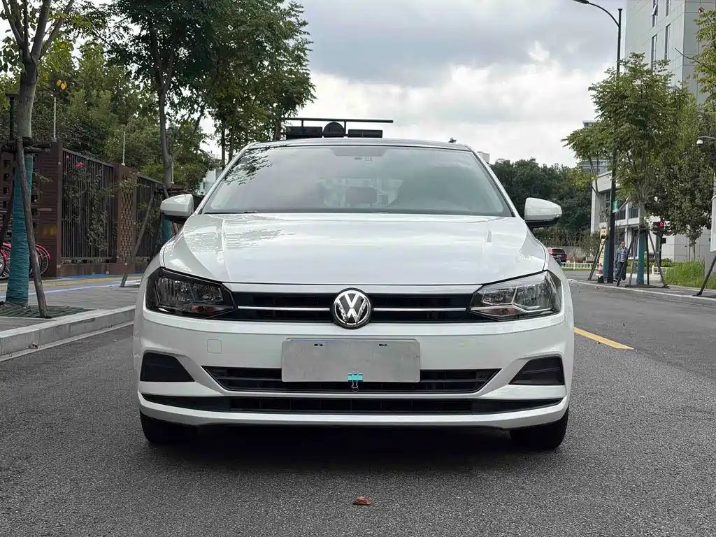 Volkswagen Polo — миниатюра 2