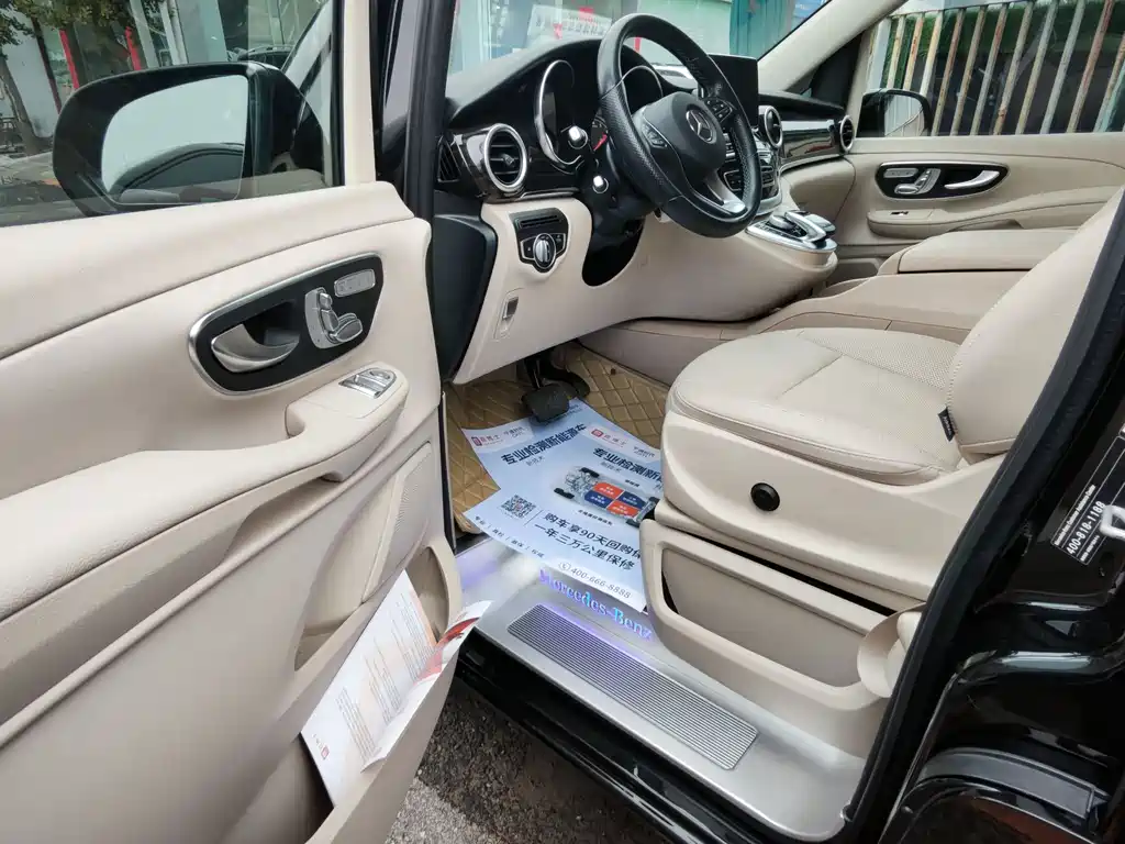 Mercedes-Benz V-Class — миниатюра 4
