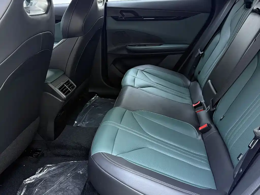 CHANGAN UNI V SMART IDD