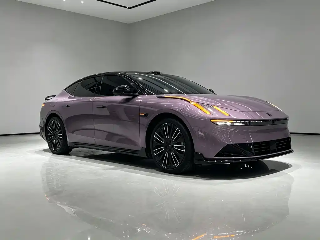 Lynk & Co 10 — миниатюра 3