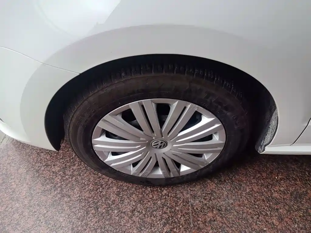 Volkswagen Polo — миниатюра 23