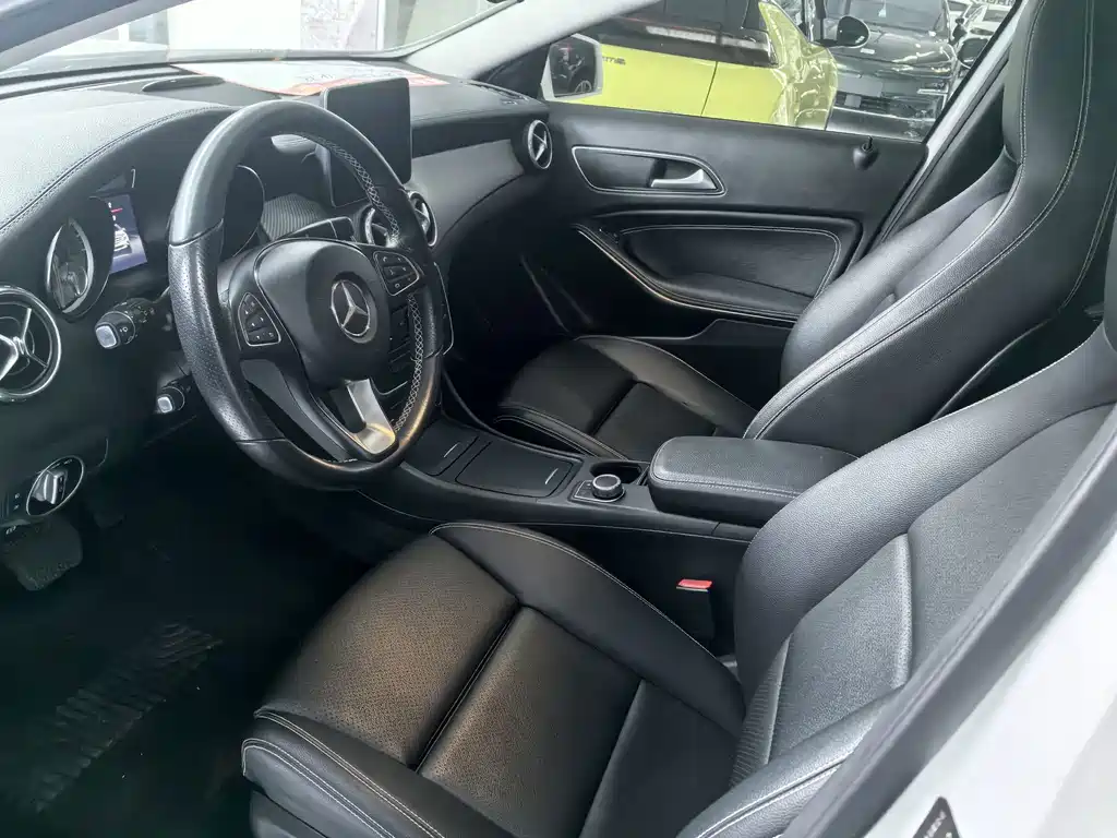 Mercedes-Benz GLA — миниатюра 5