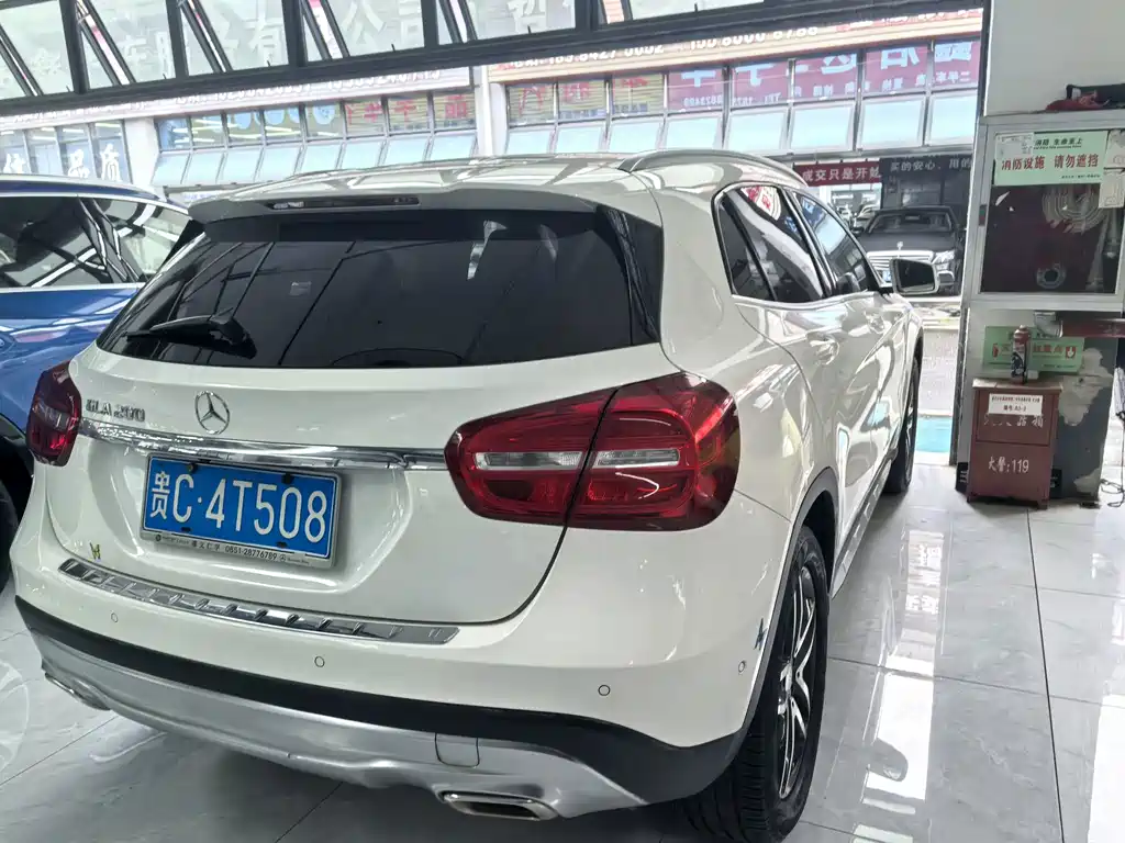Mercedes-Benz GLA — миниатюра 11