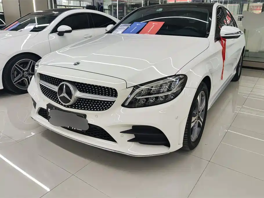 Mercedes-Benz C-Class 2020