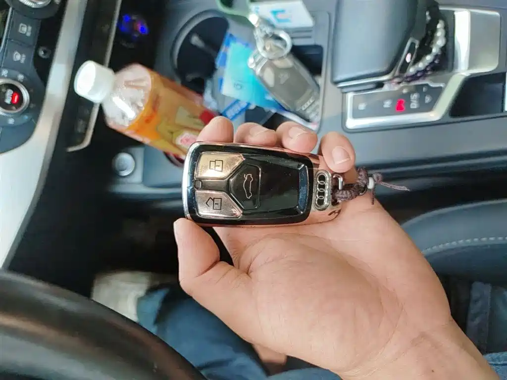 Audi A4L 2021 40 TFSI
