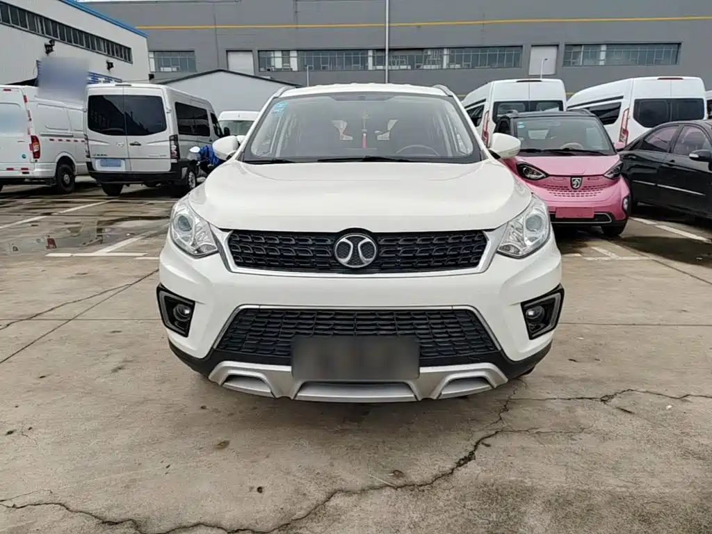 BAIC Senova X35 — миниатюра 3