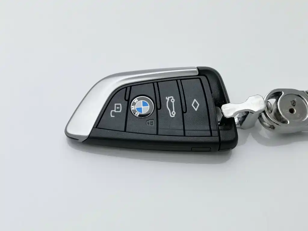 BMW 3 Series — миниатюра 19