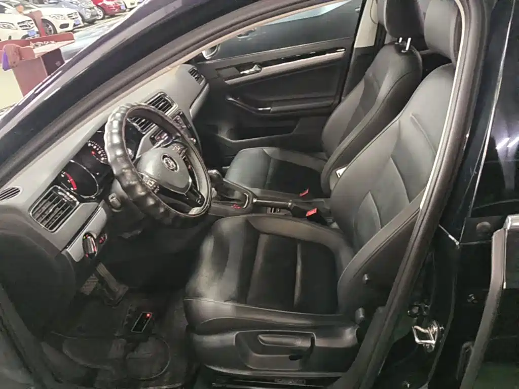 Volkswagen Sagitar — миниатюра 15