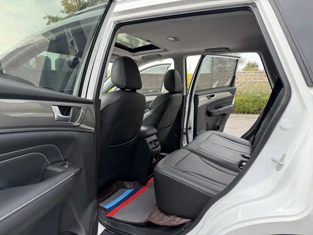 Haval M6 — миниатюра 8