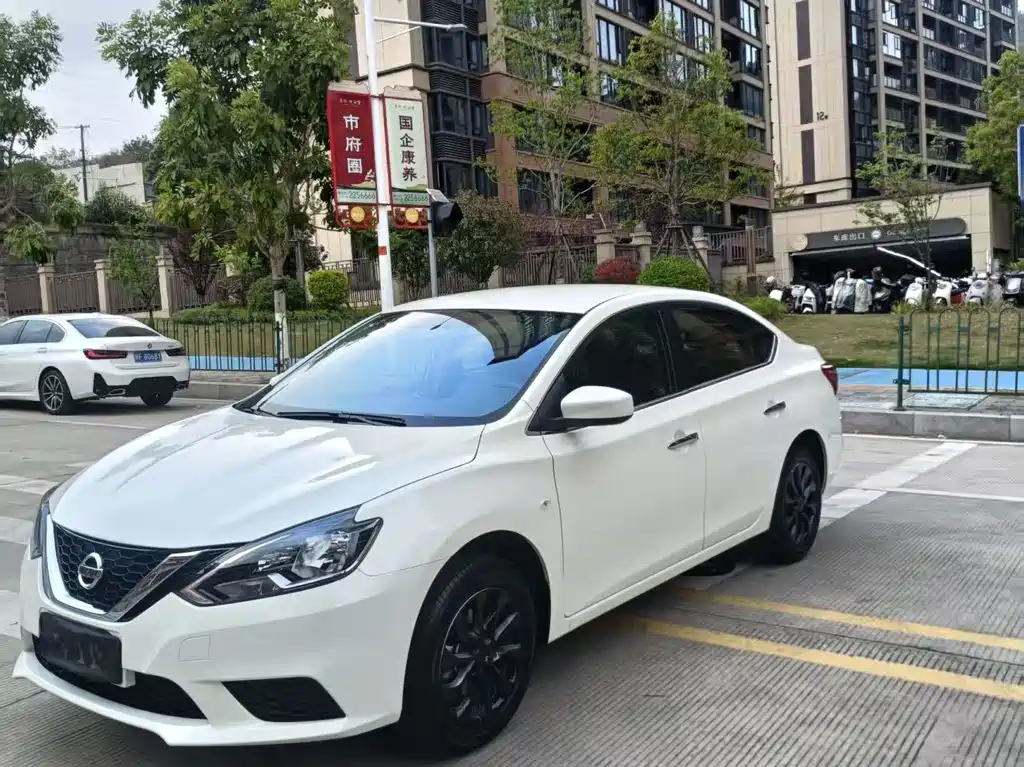 NISSAN XUAN YI