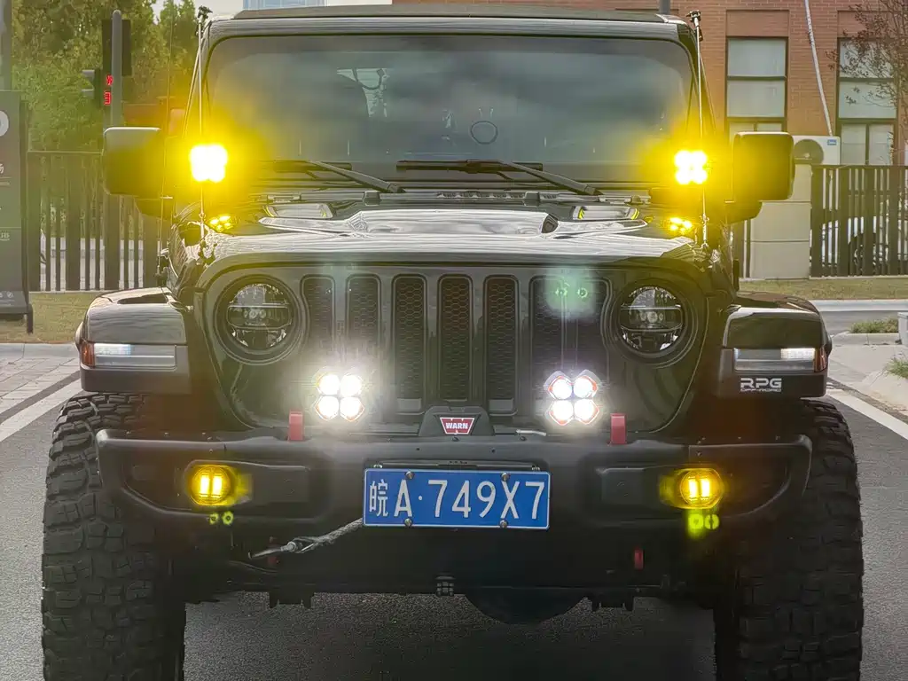 Jeep Wrangler — миниатюра 2