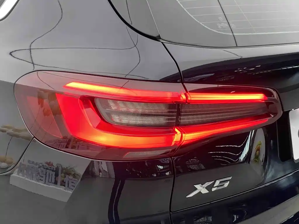 BMW X5 (Import) — миниатюра 8