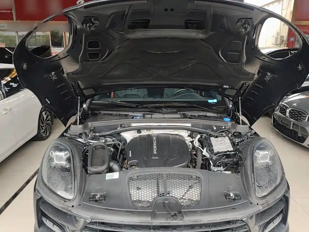 Porsche Macan — миниатюра 20