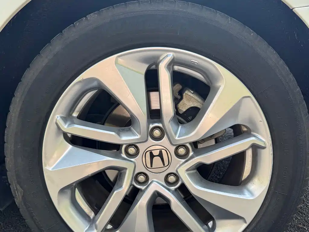 Honda Accord — миниатюра 12