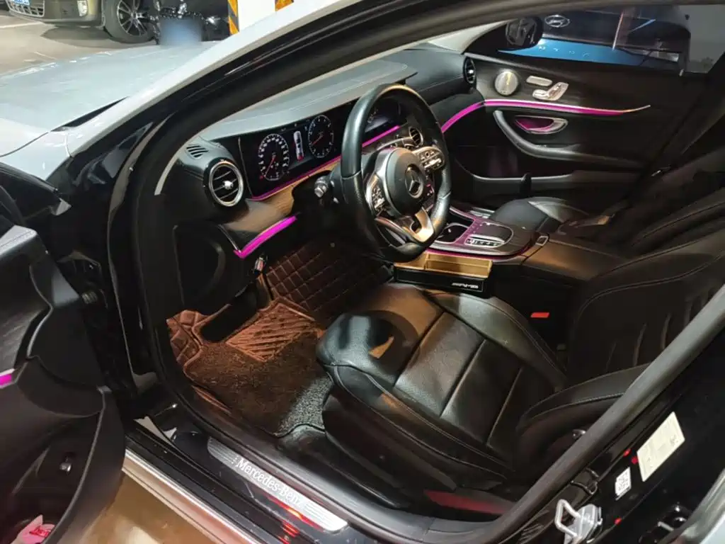 Mercedes-Benz E-Class — миниатюра 16