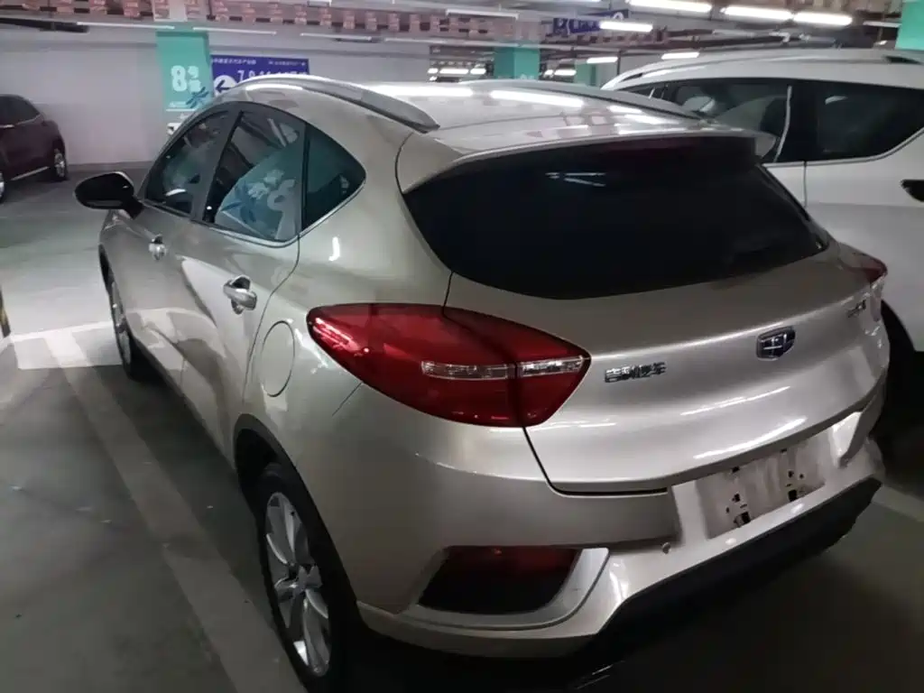 Geely Emgrand GS — миниатюра 5
