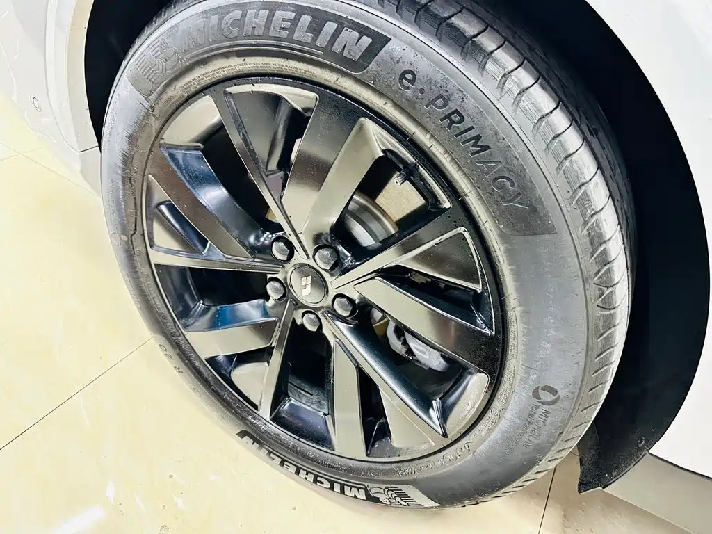 Li Auto Li L7 — миниатюра 35