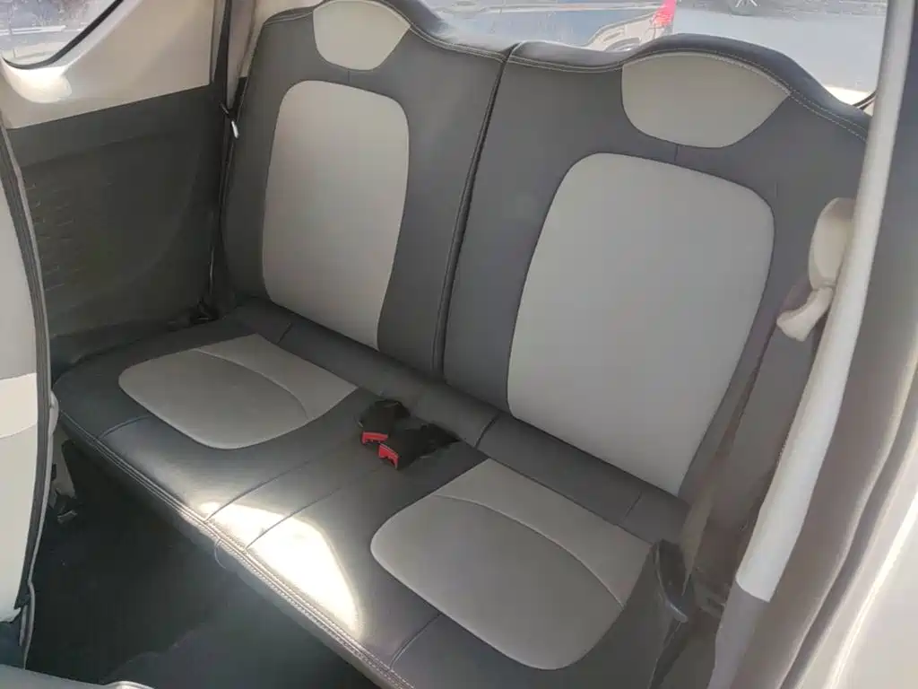 Wuling MINIEV — миниатюра 17