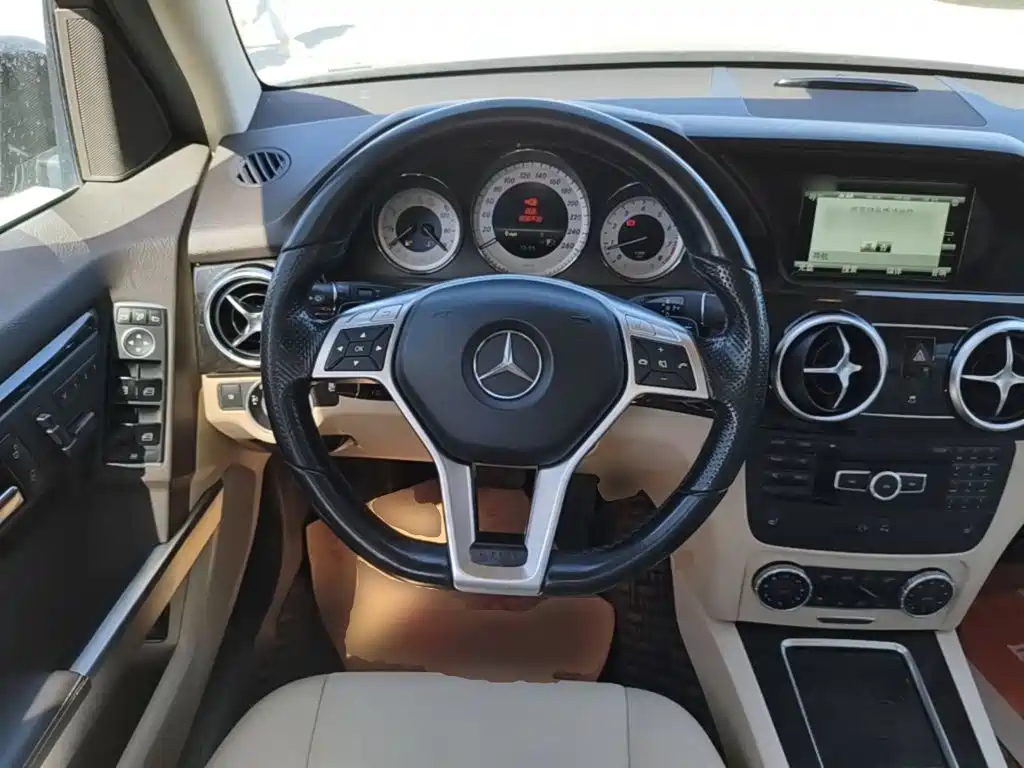 Mercedes-Benz GLK-Class — миниатюра 11