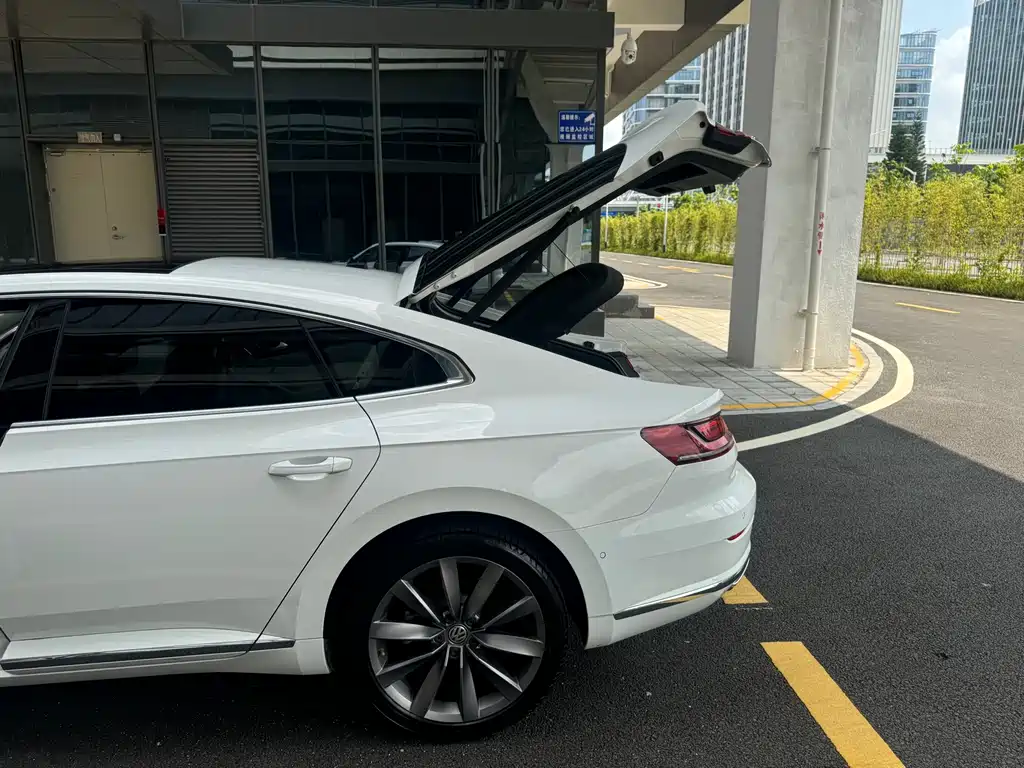 Volkswagen CC — миниатюра 17