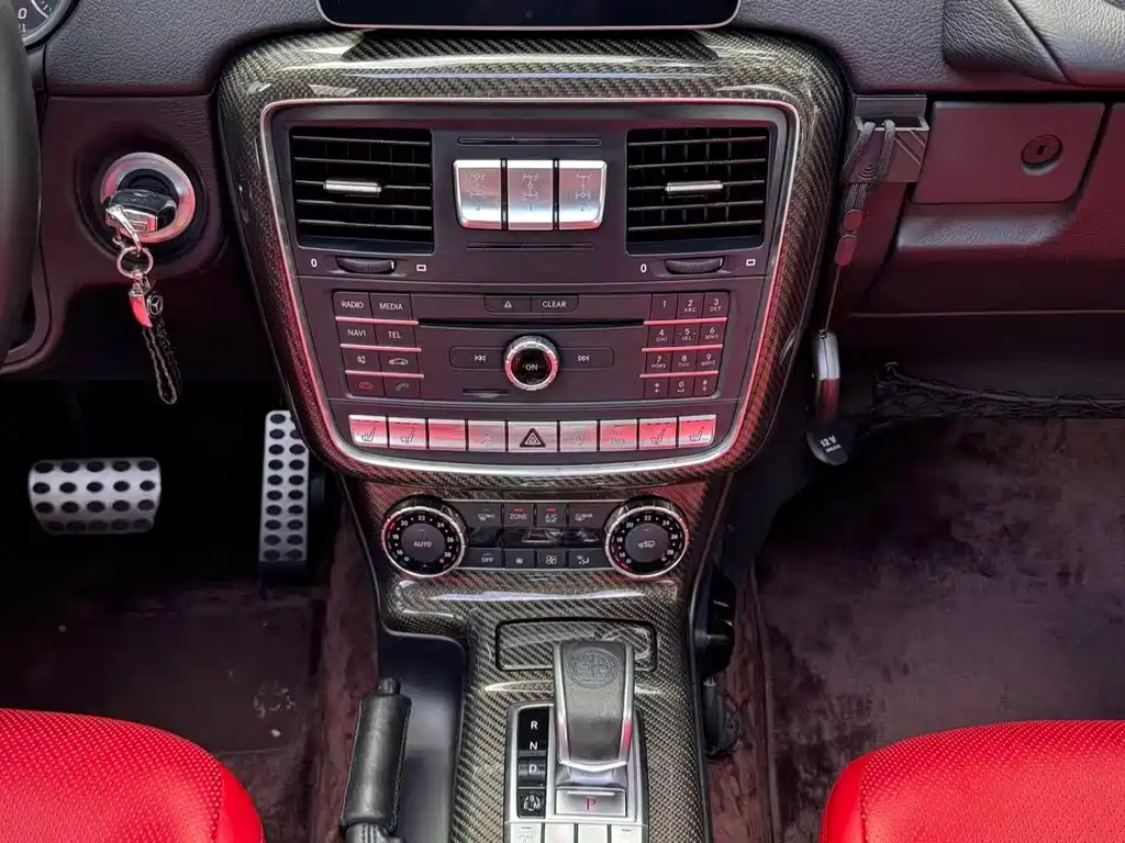 Mercedes-Benz G-Class — миниатюра 11
