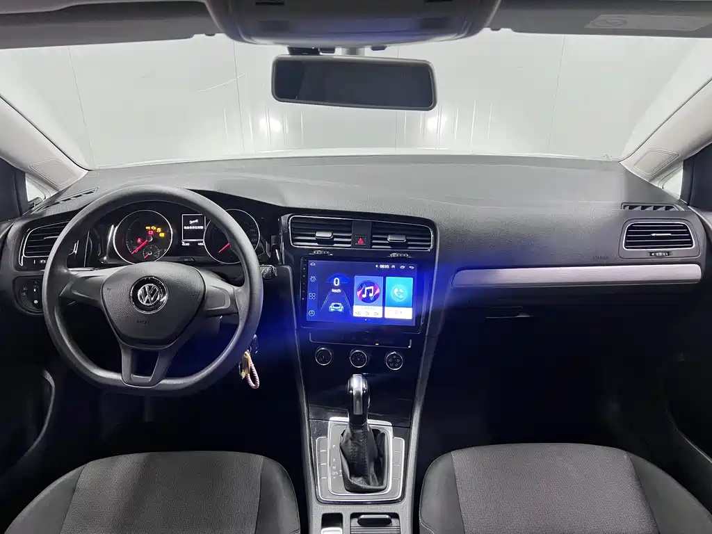 Volkswagen Golf — миниатюра 11