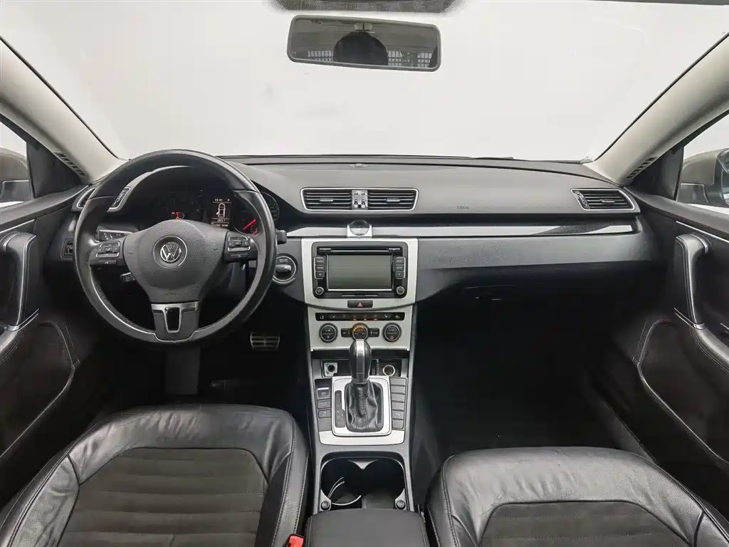 Volkswagen Magotan 2015 2.0TSI Luxury