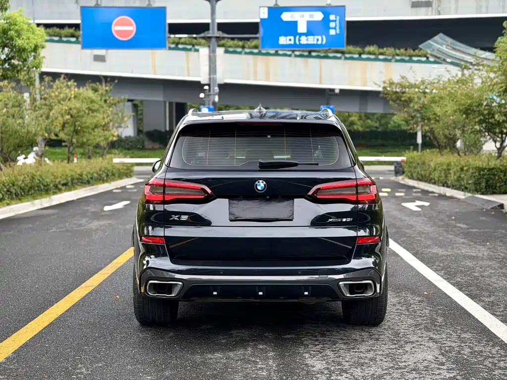 BMW X5 (Import) — миниатюра 3