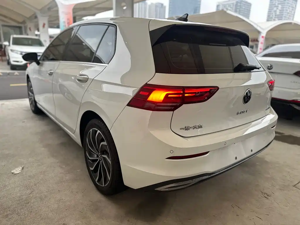 Volkswagen Golf — миниатюра 14