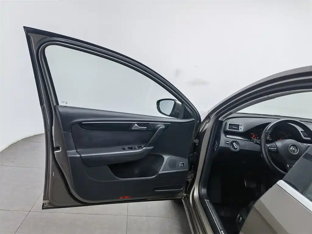 Volkswagen Magotan 2015 2.0TSI Luxury
