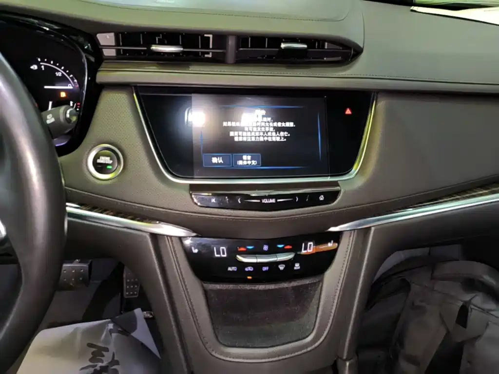 Cadillac XT5 — миниатюра 13