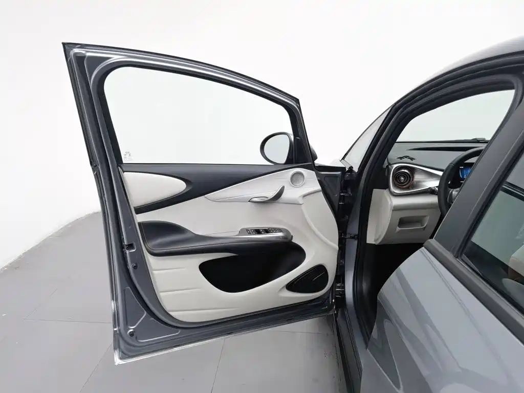 BYD Dolphin — миниатюра 8