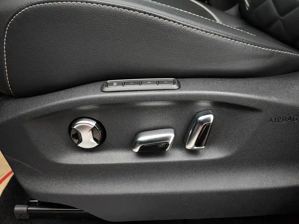 Volkswagen Teramont — миниатюра 4