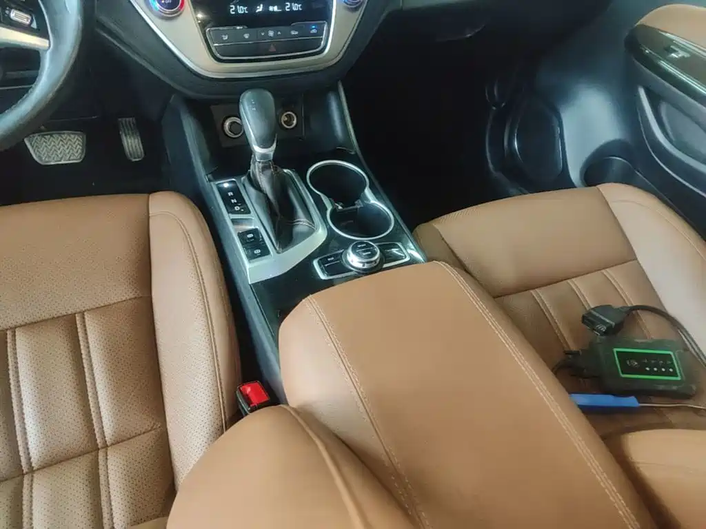Changan CS95 — миниатюра 14