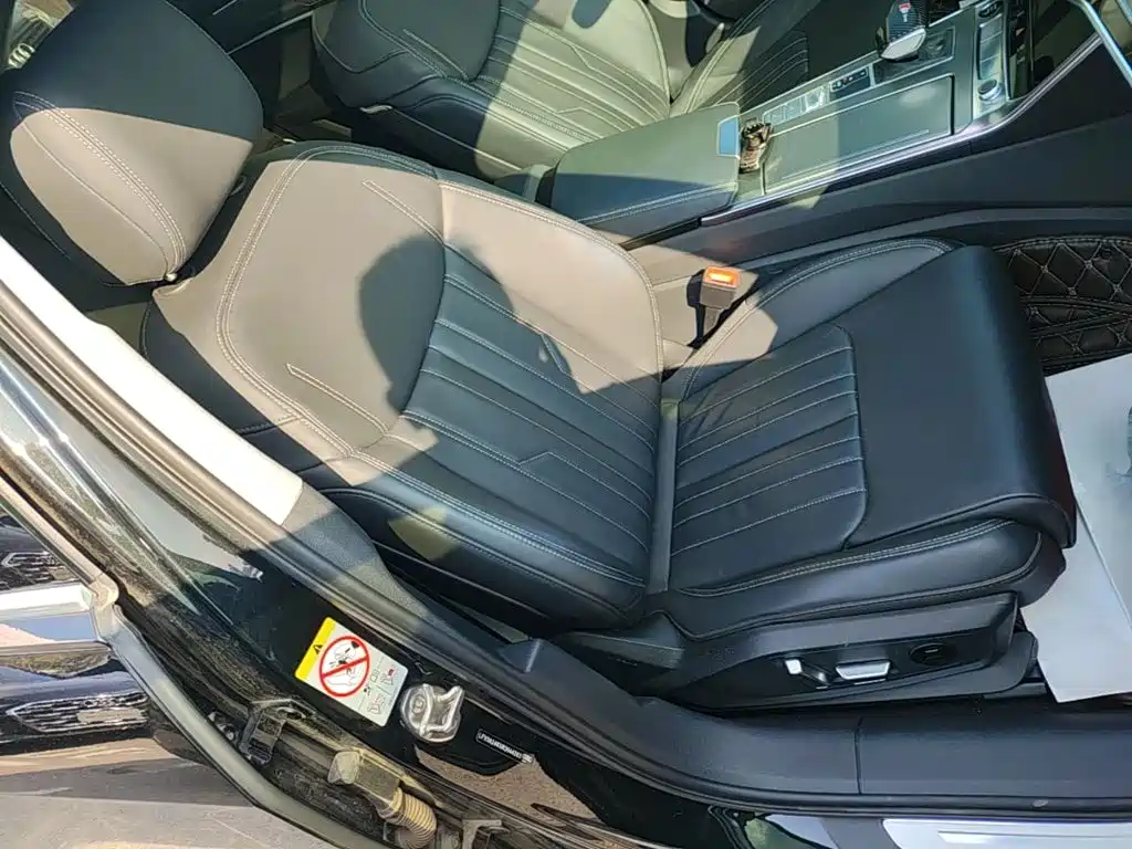 Audi A6L — миниатюра 25
