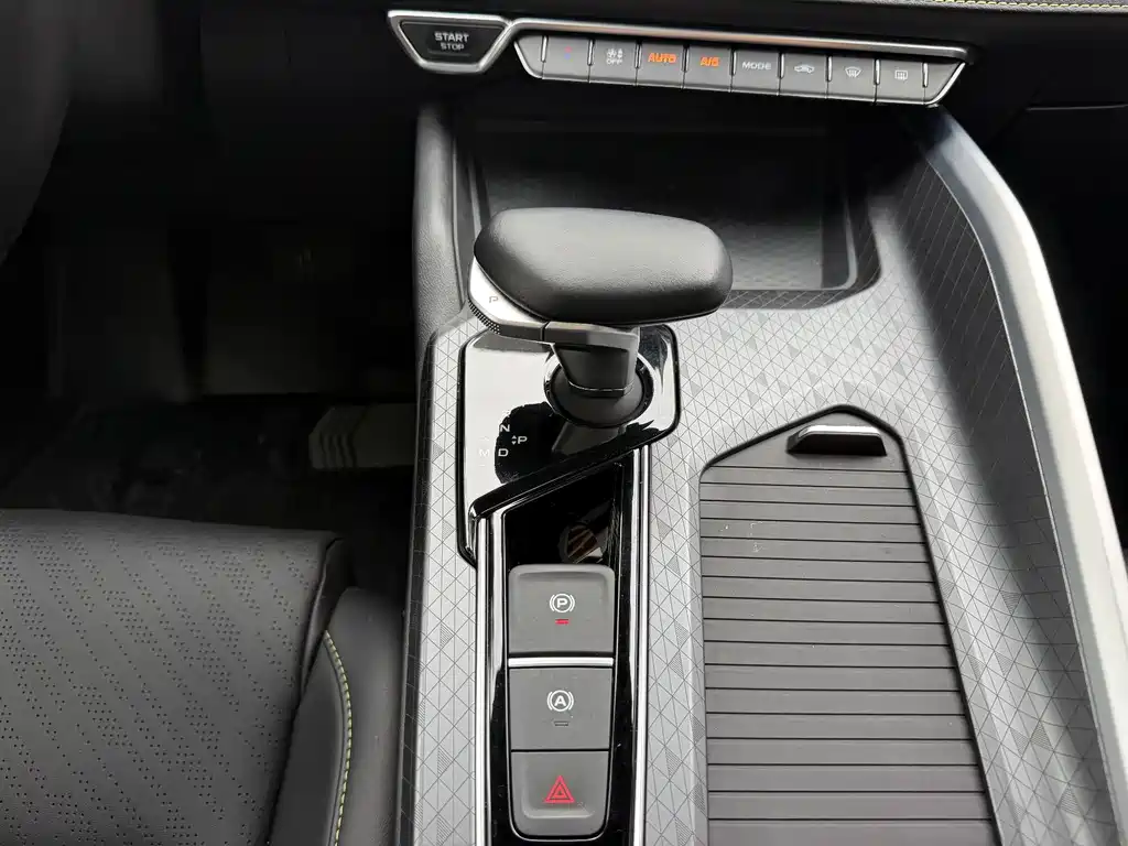 Geely Xingrui — миниатюра 8