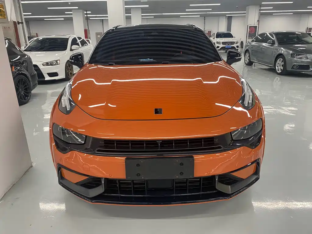 LYNK & CO. 02 HATCHBACK