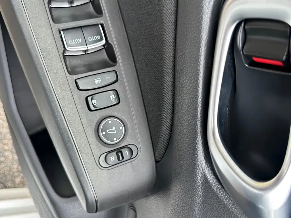 Honda Integra 240TURBO Manual Exclusive Edition, фото 6