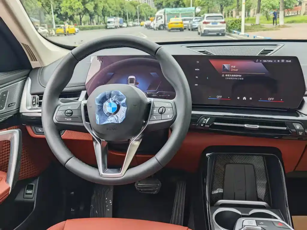 BMW X1 — миниатюра 10
