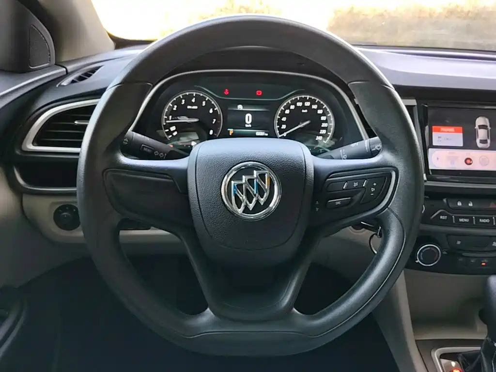 Buick Excelle — миниатюра 11