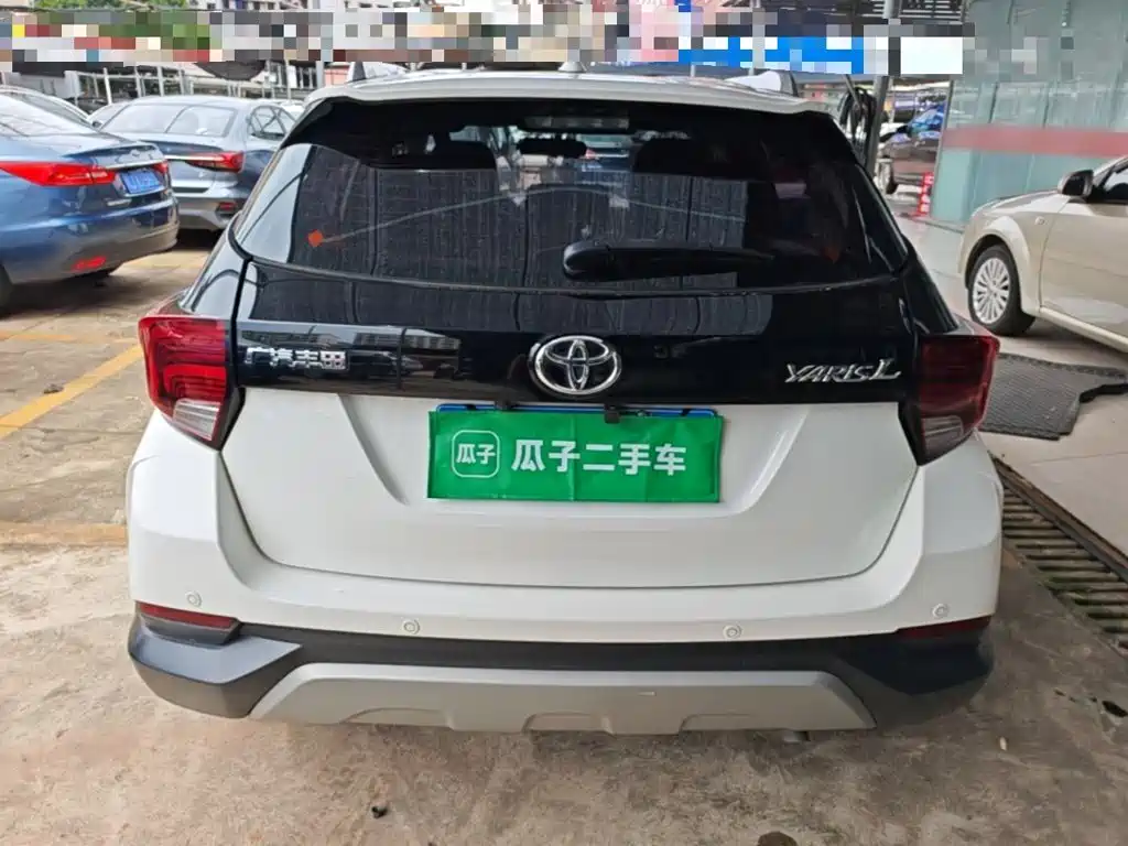 Toyota Yaris L — миниатюра 6