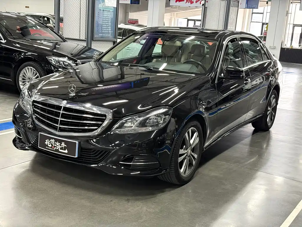 Mercedes-Benz E-Class 2010