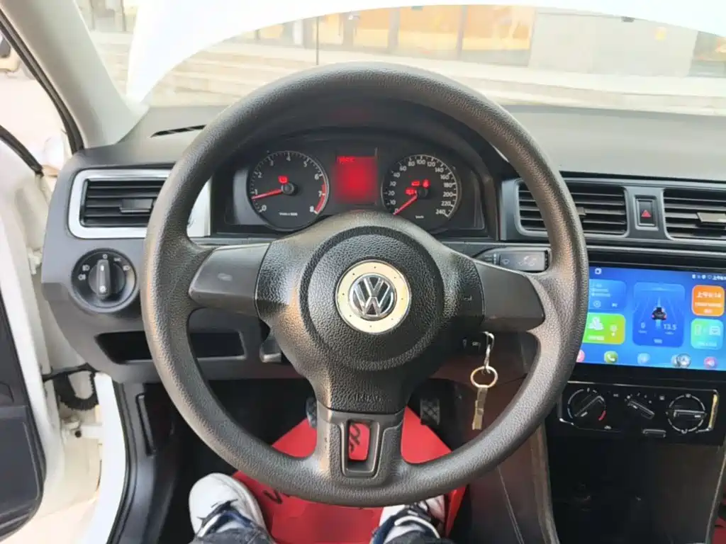 Volkswagen Santana — миниатюра 11